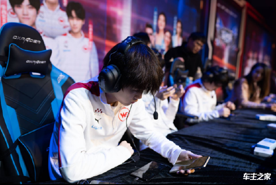 【赛后报告】还需要继续努力， Bilibili Gaming ；以1：3负于 Generation Gaming ；将对手送往高级决赛